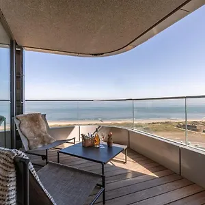 Huswell - Stunning With Breathtaking Views Apartment Ostende